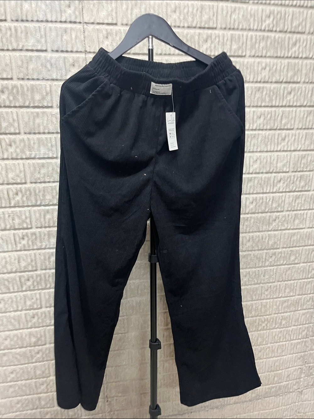 Cupshe Black Corduroy Elastic-Waist Relaxed Pants